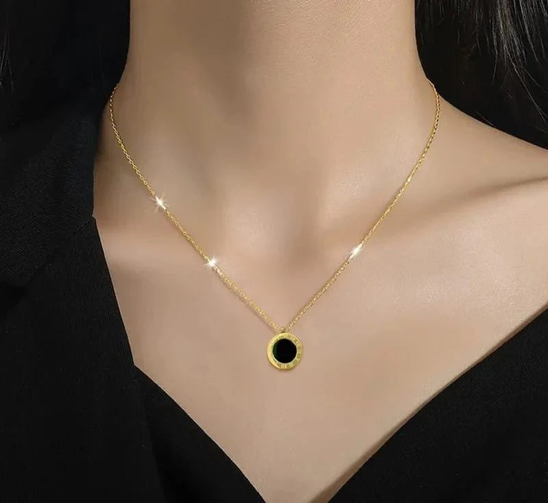 Black Round Necklace