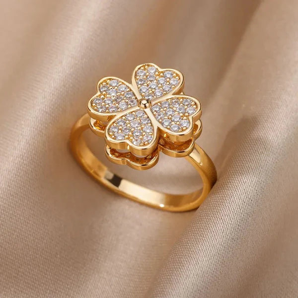 FOUR LEAF CLOVER RING ( ROTATEABLE )